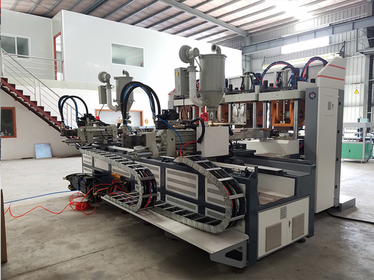 ماكينة حقن نعل الأحذية الوحيدة ذات المطاط العمودي TPU TR PVC بمحطتين
